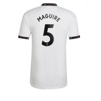 Manchester United Harry Maguire #5 Fotballklær Bortedrakt 2022-23 Kortermet